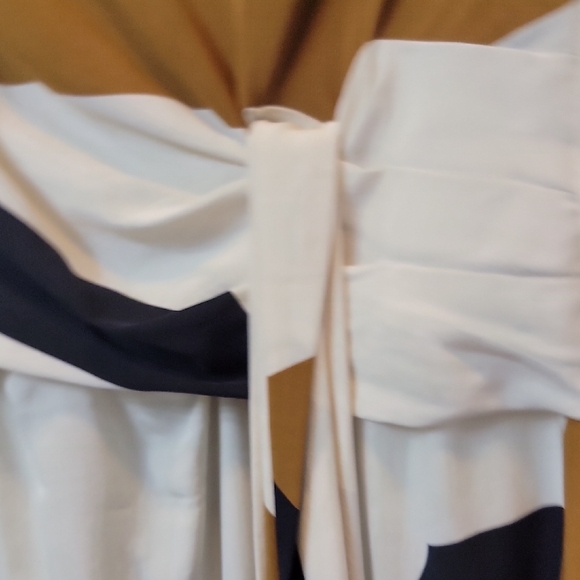 Diane Von Furstenberg Silk Geometric Print Dress Size 8 - Picture 4 of 5